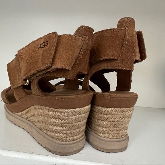 Ugg Ileana Ankle Wedge Sandal Size 10 Chesnut Tan - Picture 2 of 6